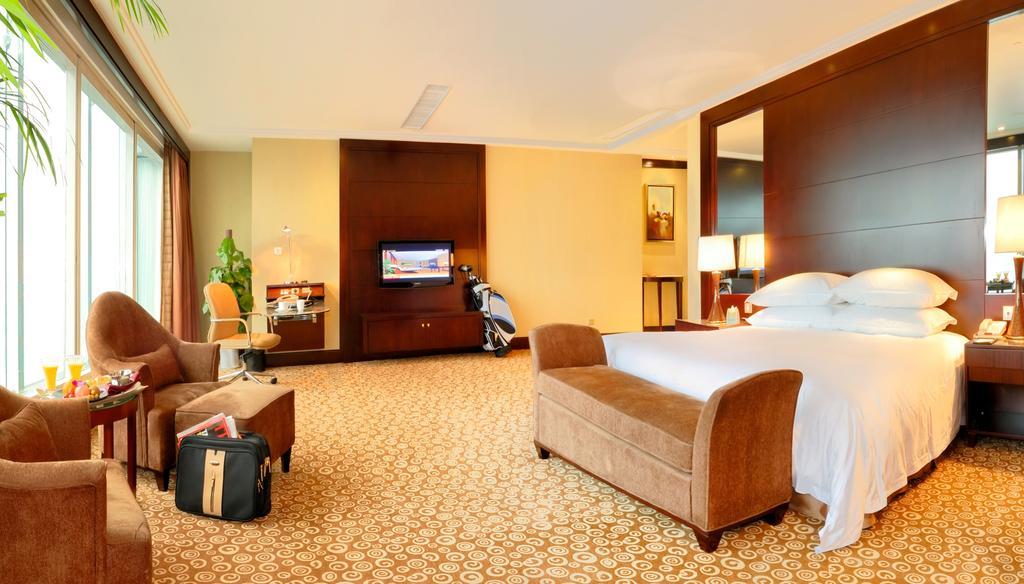 Golden Eagle Summit Hotel Downtown Nankin Oda fotoğraf