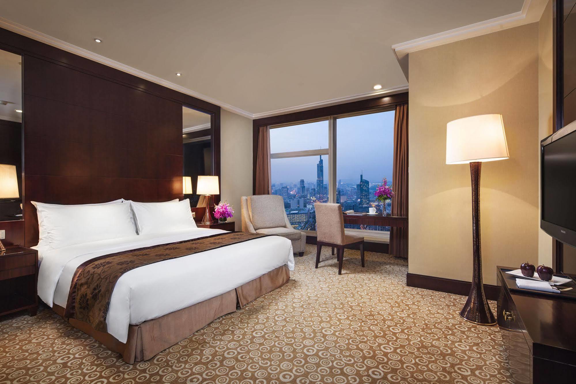 Golden Eagle Summit Hotel Downtown Nankin Dış mekan fotoğraf